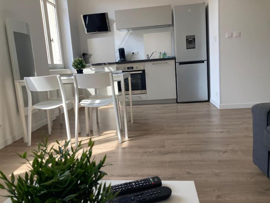 Ferienwohnung Magnifique T2 J Jaures Avec Garage Saint-Etienne  Exterior foto